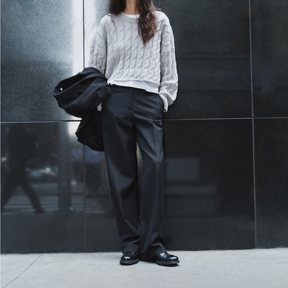 Aritzia Babaton Glory Merino Wool Sweater - Picture 7 of 7